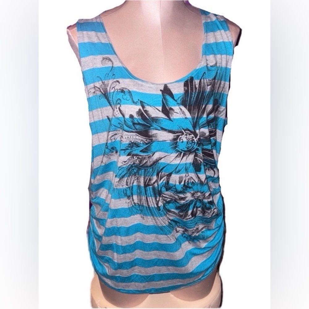 ⭐️3/$15 ⭐️ Julie's Closet Turquoise and Gray striped Floral Tank